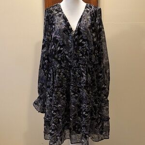 NWT Torrid Black Dress with Floral Accents and long sleeves- size 1X (14-16)